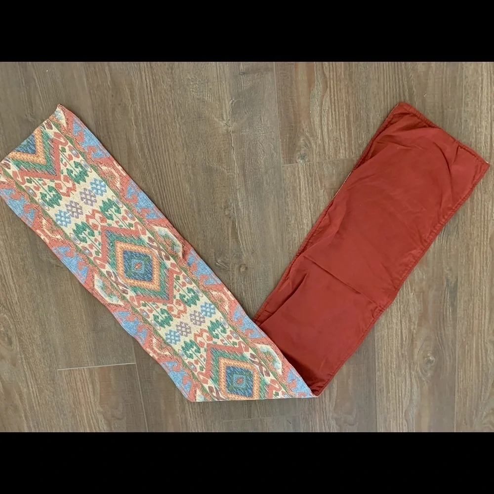 Table runner
